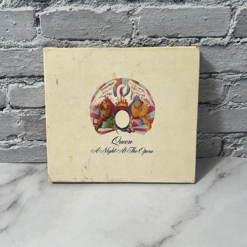 Rare Night at the Opera/30th Anniversary Edition by Queen CD & DVD Combo (2005)✅