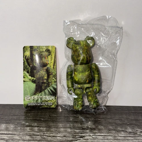 BE@RBRICK Bearbrick Series 45 Jungle Pattern Figure And Card