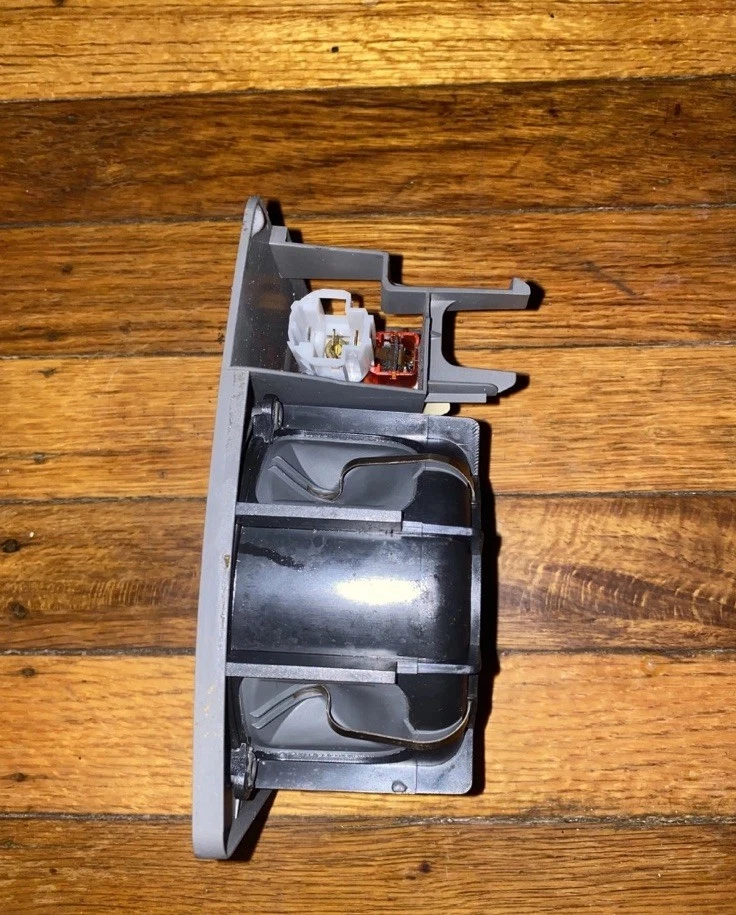 Porta-copos 2005-2011 Audi A6 Quattro console central traseiro porta-copos 4F1-862-534 - Imagem 4 de 4