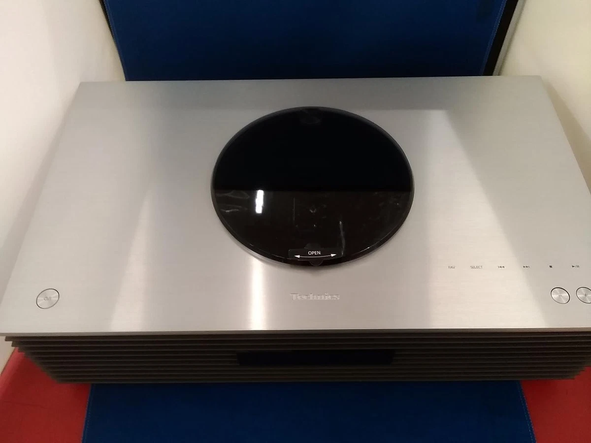 Technics SC-C70MK2-K Compact Stereo System Equipped with Space Tune Auto