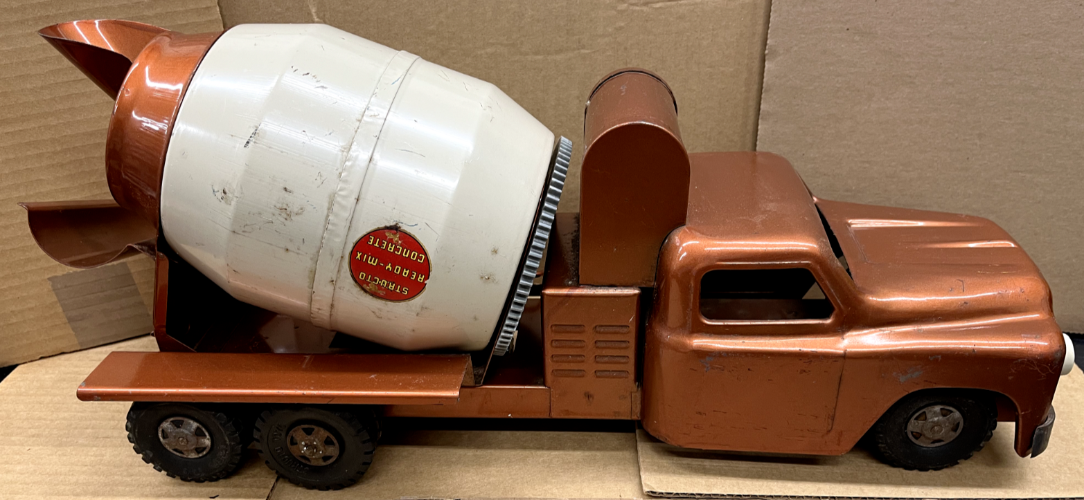 Structo readymix concrete cement Dodge truck spinning drum bronze