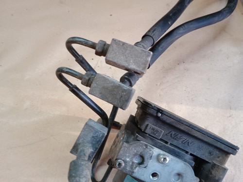 Honda Forza NSS AD-F 125cc 2016 ABS Brake Module with brake lines - Picture 7 of 10