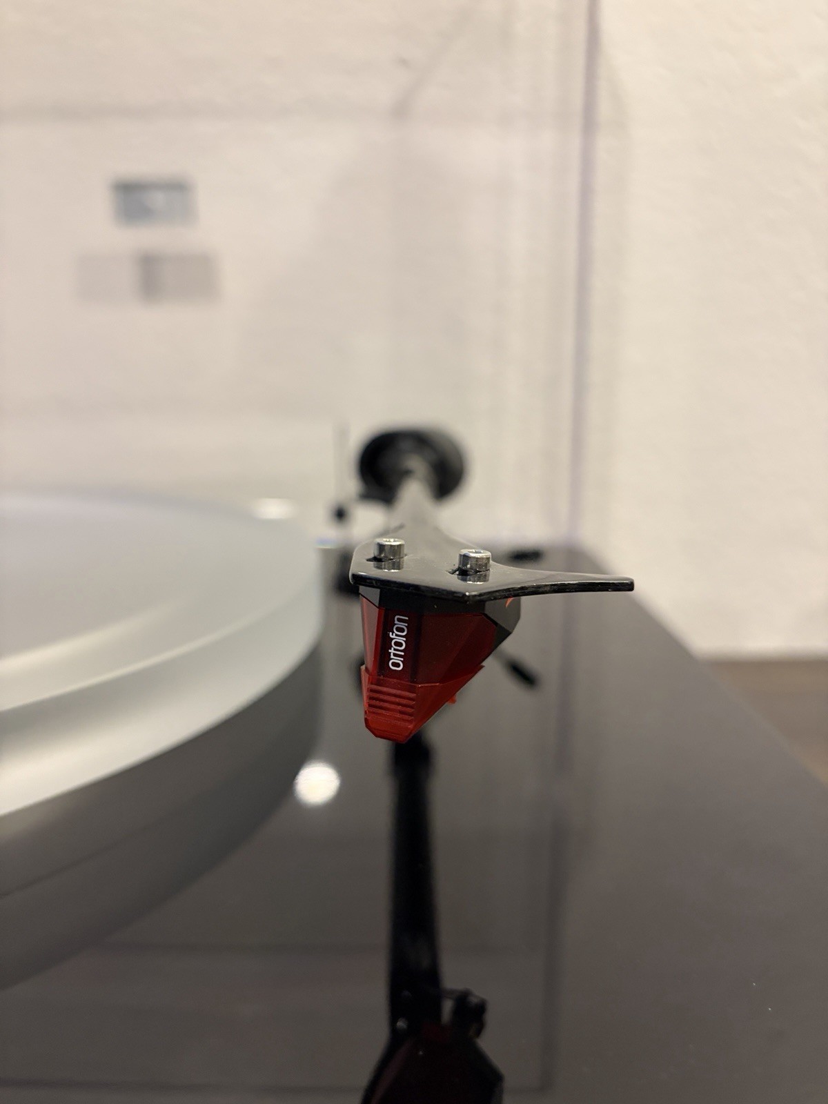 Pro-Ject Debut Carbon SONOS Edition, Piano (Black) Record Player