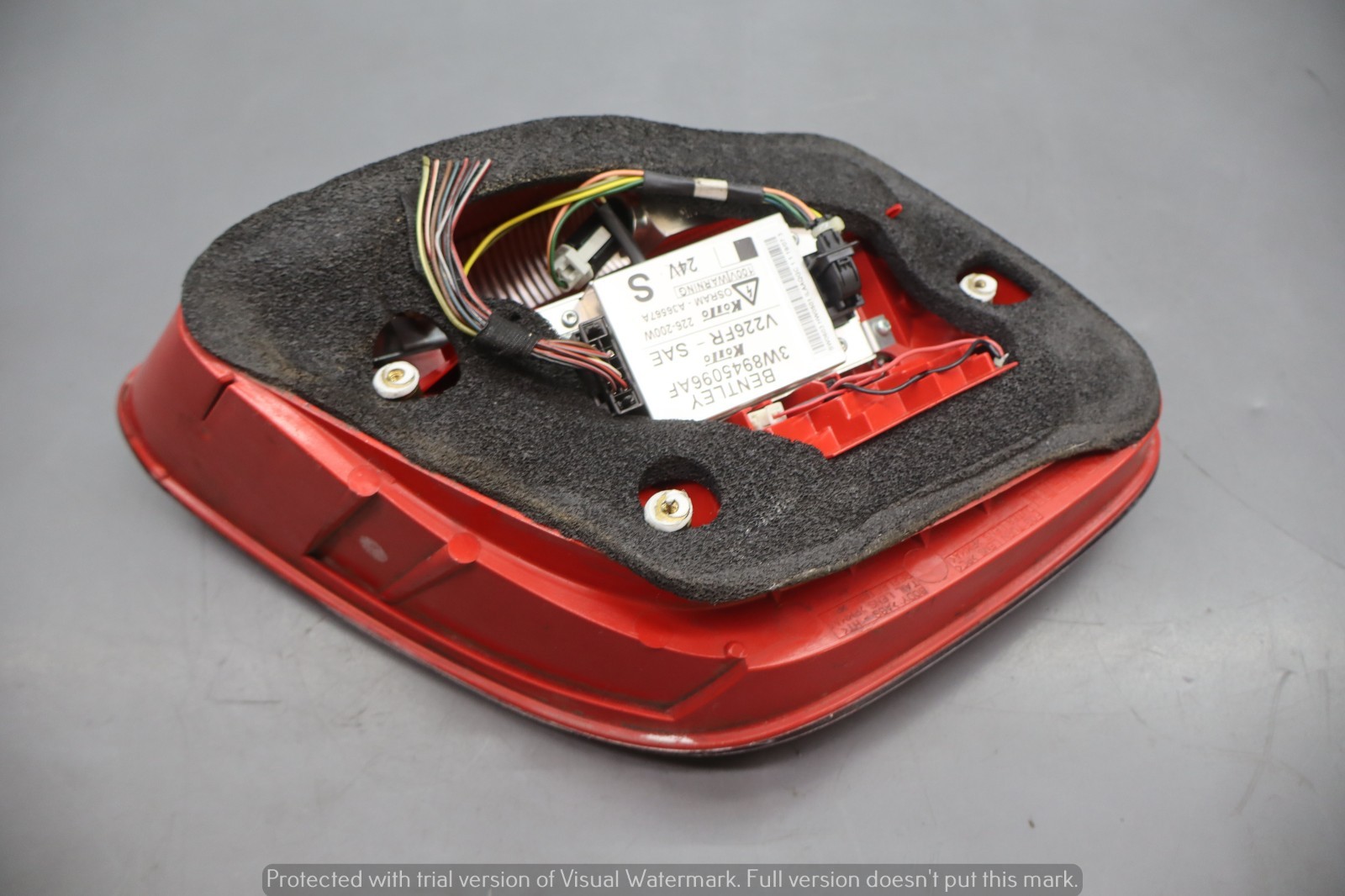 Bentley Continental GT 2003-2009 Rear Right Tail light P/N 3W8945096AF