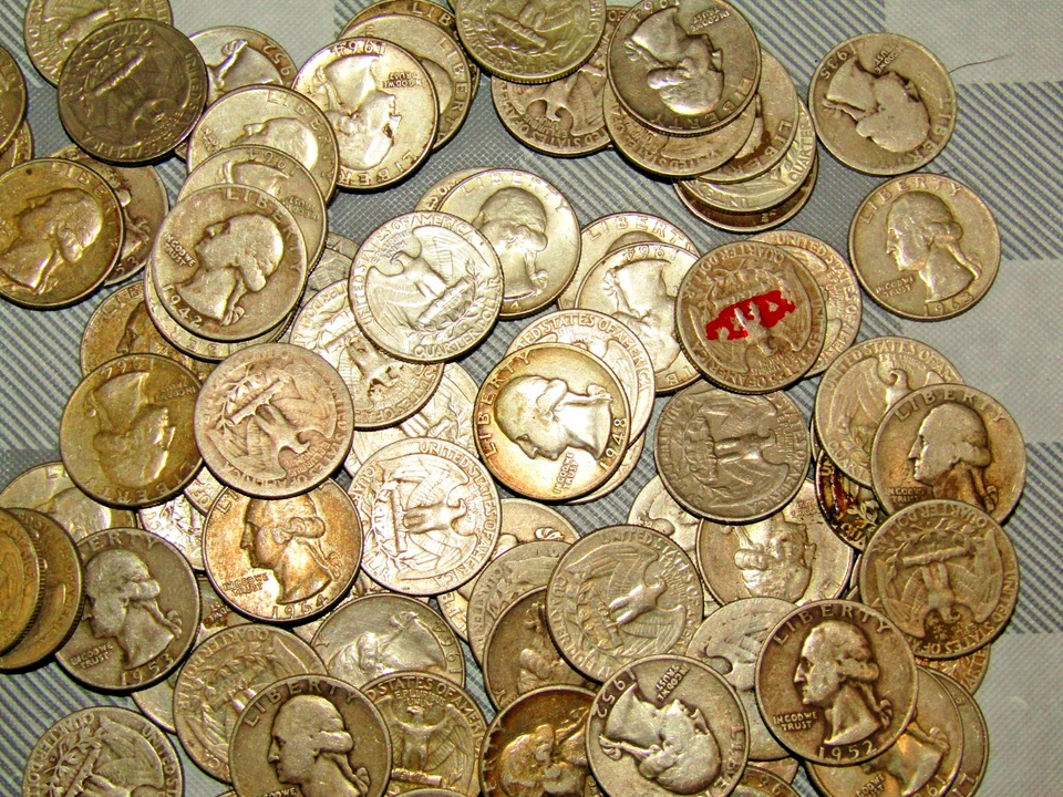 Junk Silver $1 One Dollar Face Value 90% Silver (4) QUARTERS- FREE SHIPPING - Image 2 of 2