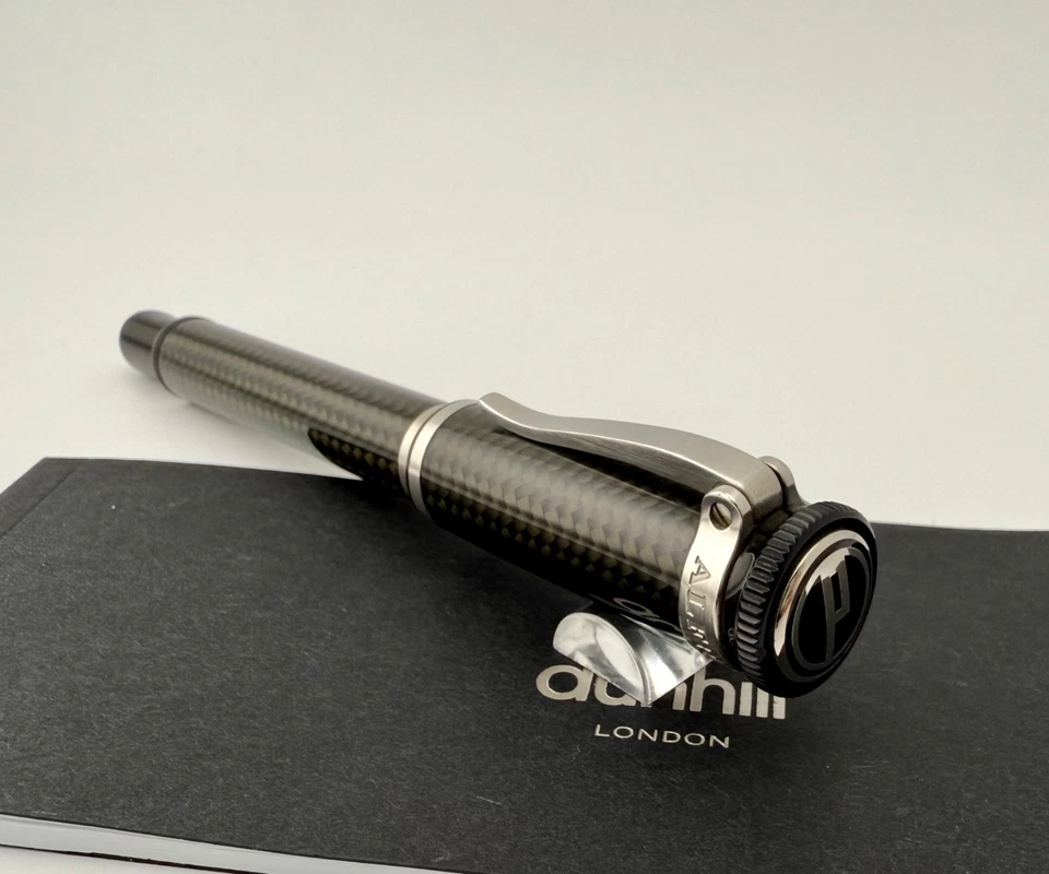 Pluma Estilográfica Dunhill Sentryman Fibra de Carbono Oro 18K Nuevo en Caja Foto 4 de 4