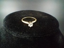 14K Solid Yellow Gold  NATURAL Round Diamond  Engagement Ring Size 4  165 