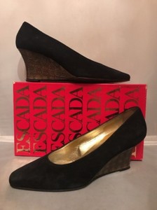 FAB! Vintage 90's ESCADA Black Suede Tin Brass Platform Classic Shoes Size 9B