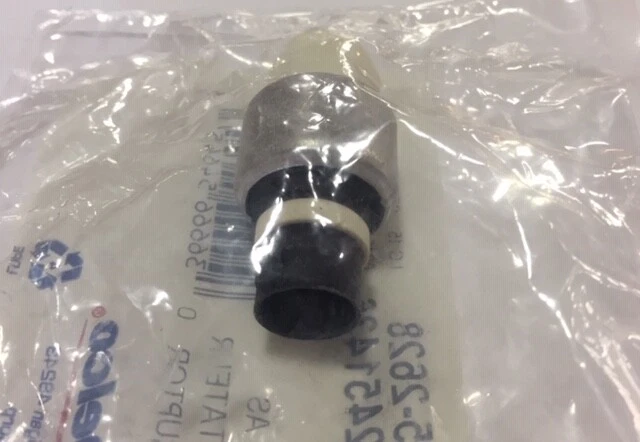 ПОДХОДИТ 1988-1993 BUICK REGAL ПЕРЕКЛЮЧАТЕЛЬ ASM A/C CMPR ПРЕСС 52451436 - НОВЫЙ OEM - Изображение 3 из 3