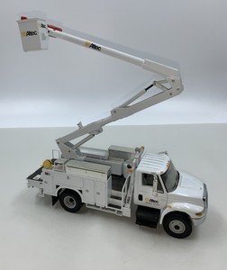 diecast lineman trucks