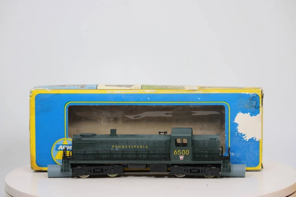 HO SCALE AHM Diesel Dummy Locomotive Pennsylvania RR 6500 RS-2 - Image 4 of 4