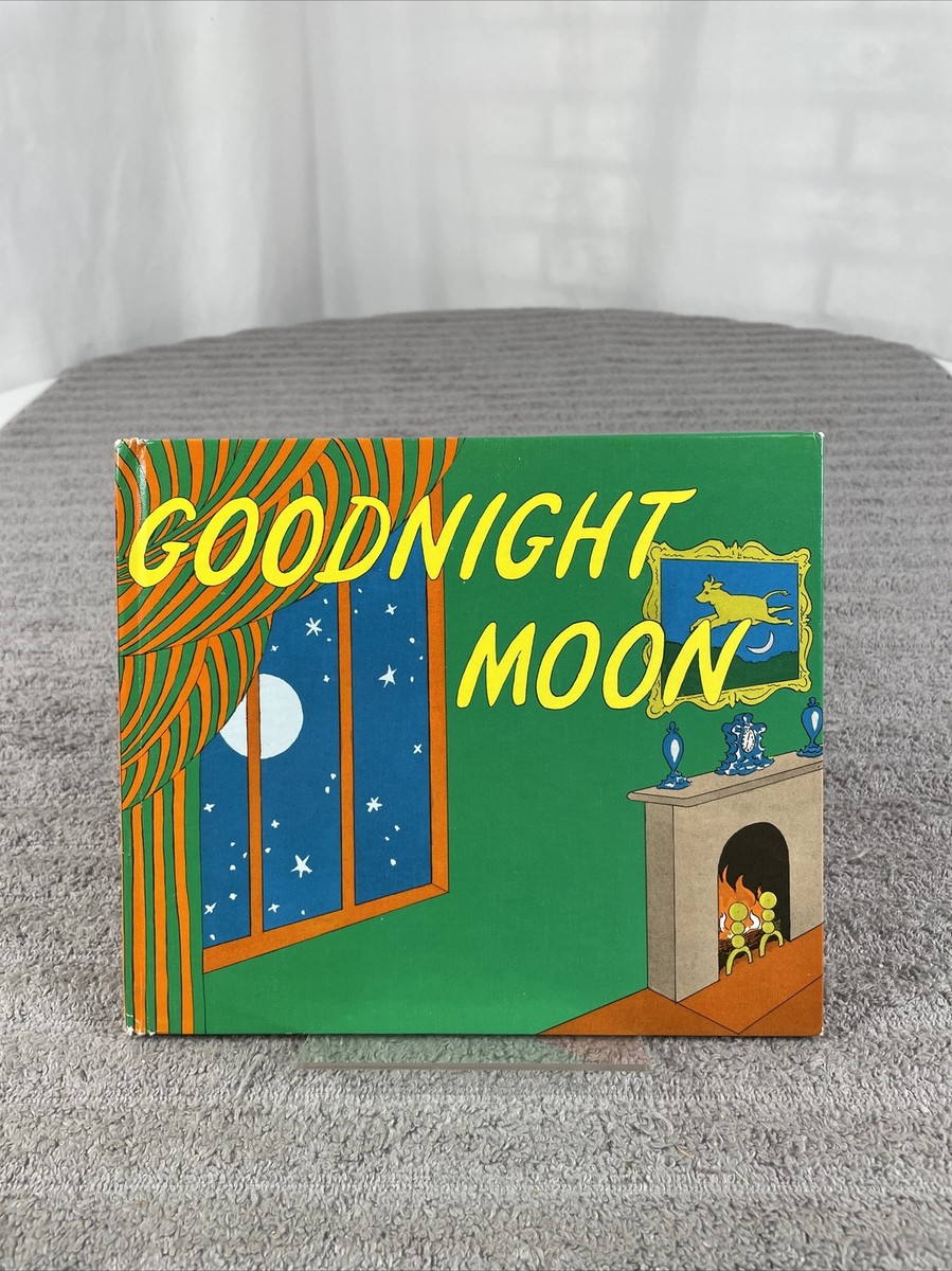 【中古】 洋書＞Goodnight　moonRevised Goodnight Moon By Margaret Wise Brown - 1st Edition - Hardcover