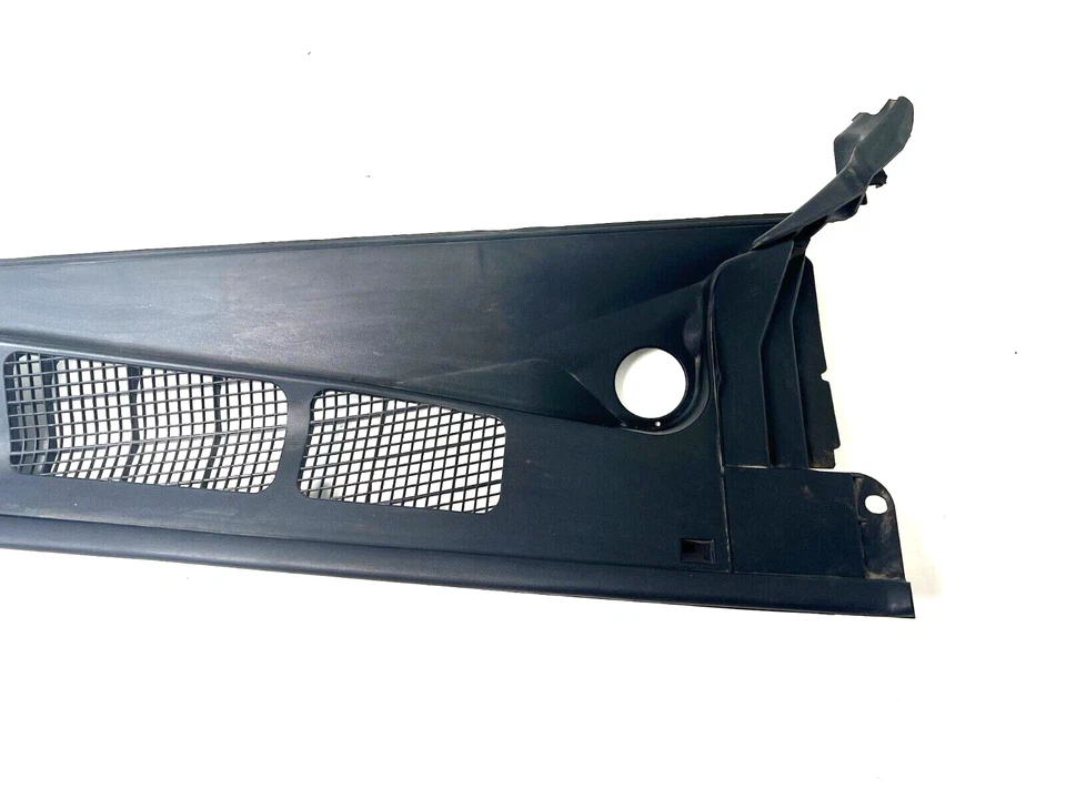 2002 2003 2004 2005 2006 LEXUS ES300.ES330 WINDSHIELD COWL VENT PANEL COVER,TRIM - Image 2 of 4