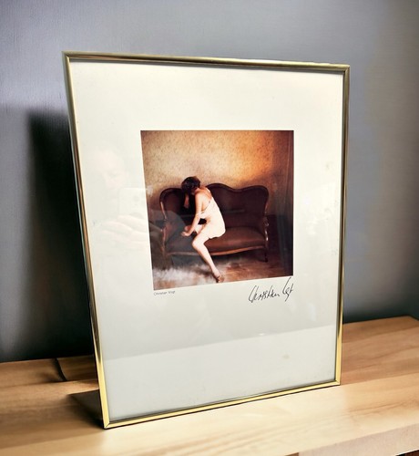 Vintage Foto "THE COUCH" 1975 SIGNIERT von Christian Vogt - Shy Girl - Bild 2 von 17