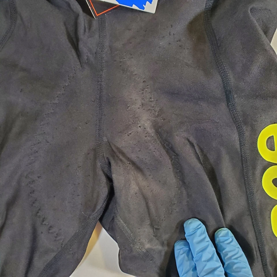 Pace 黑色 Dupont Lycra 复古 90 年代全新带标签损坏阅读 - L 加垫自行车短裤 — 第 4/4 张图片