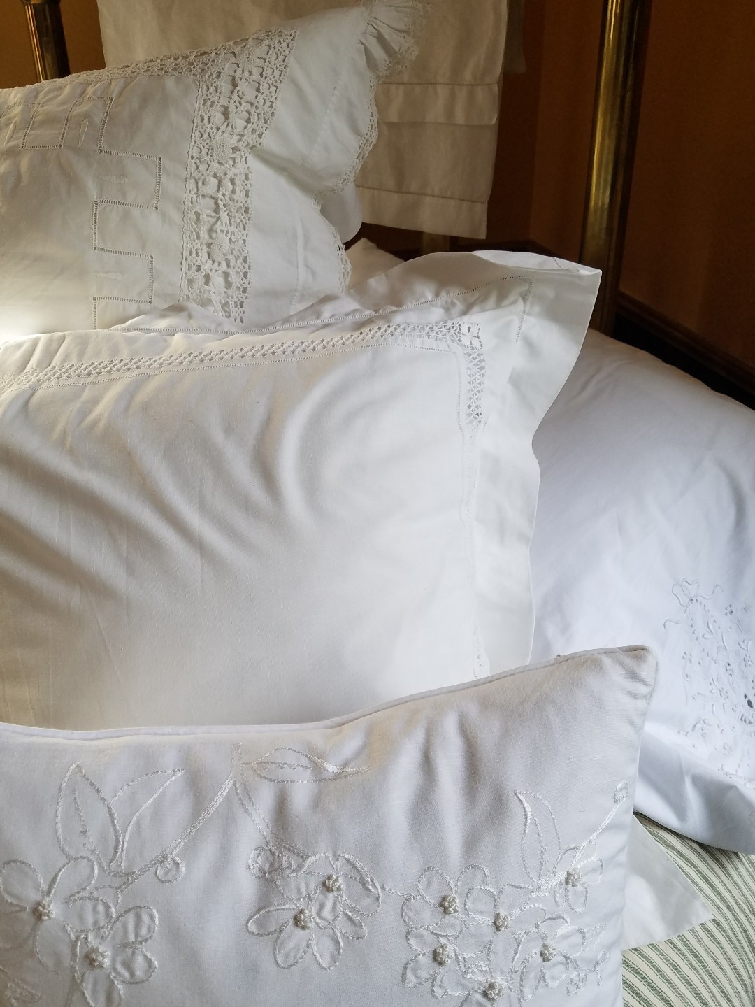 Down/Feather Pillow Inserts Variety of Sizes and Brands Preowned Clean