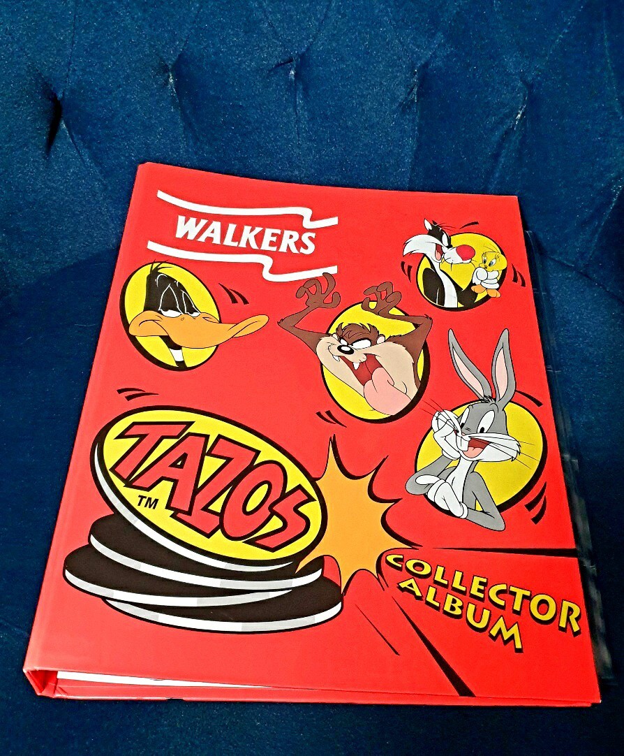 Looney Tunes Tazos Album - Complete Set 50/50 Pogs Tazos - Walkers