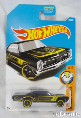 1967 pontiac gto diecast model