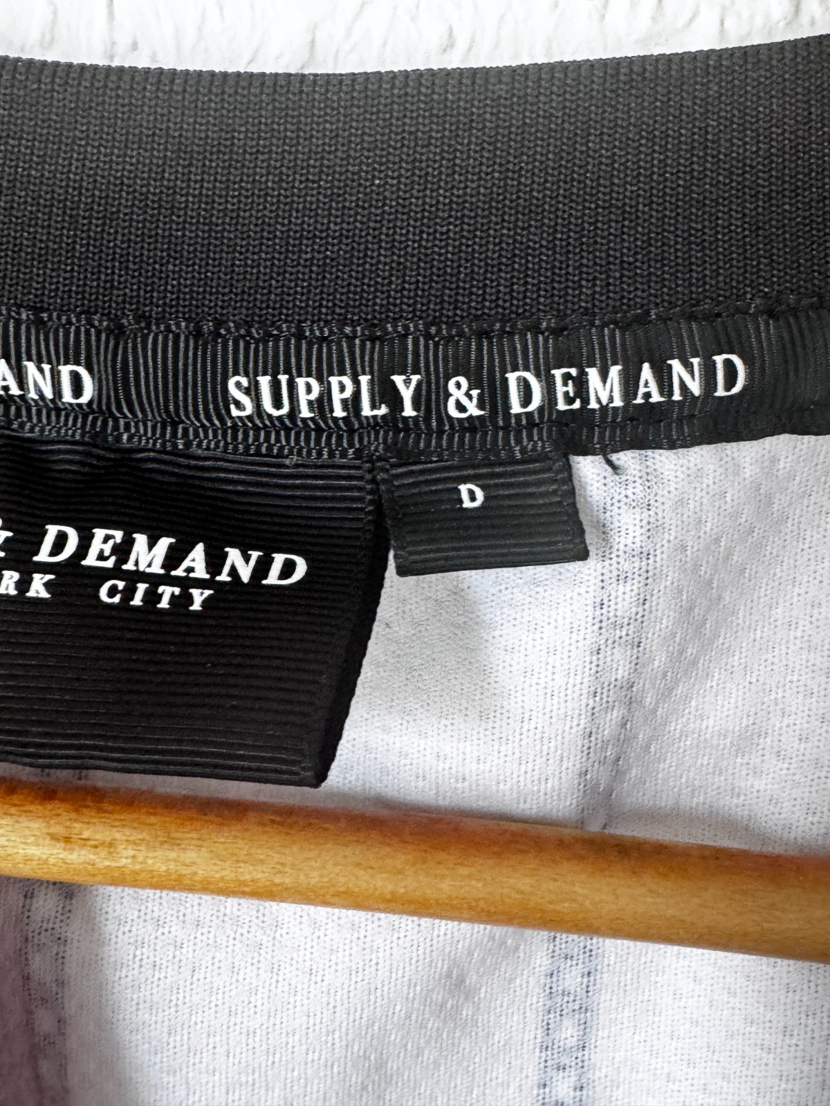 Supply & Demand NYC Basketball Jersey - White/Black Pinstripe - Size Large image 6
