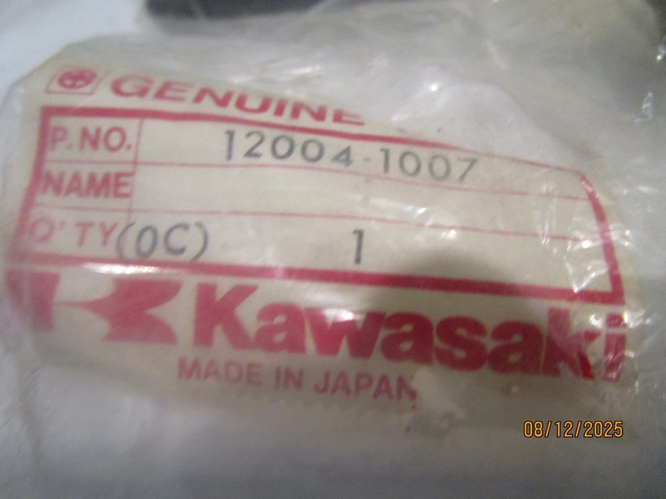 Válvula de admisión OEM JAPÓN PN:12004-1007 NUEVO DE STOCK Kawasaki KZ750 KZ650 CSR LTD 1977-1983 Foto 4 de 4