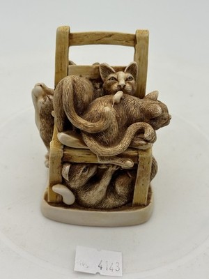 Harmony Kingdom ''Rumble Seat'' Katzen auf Stuhl Schmuckkästchen Figur 1996 Sammlerstück
