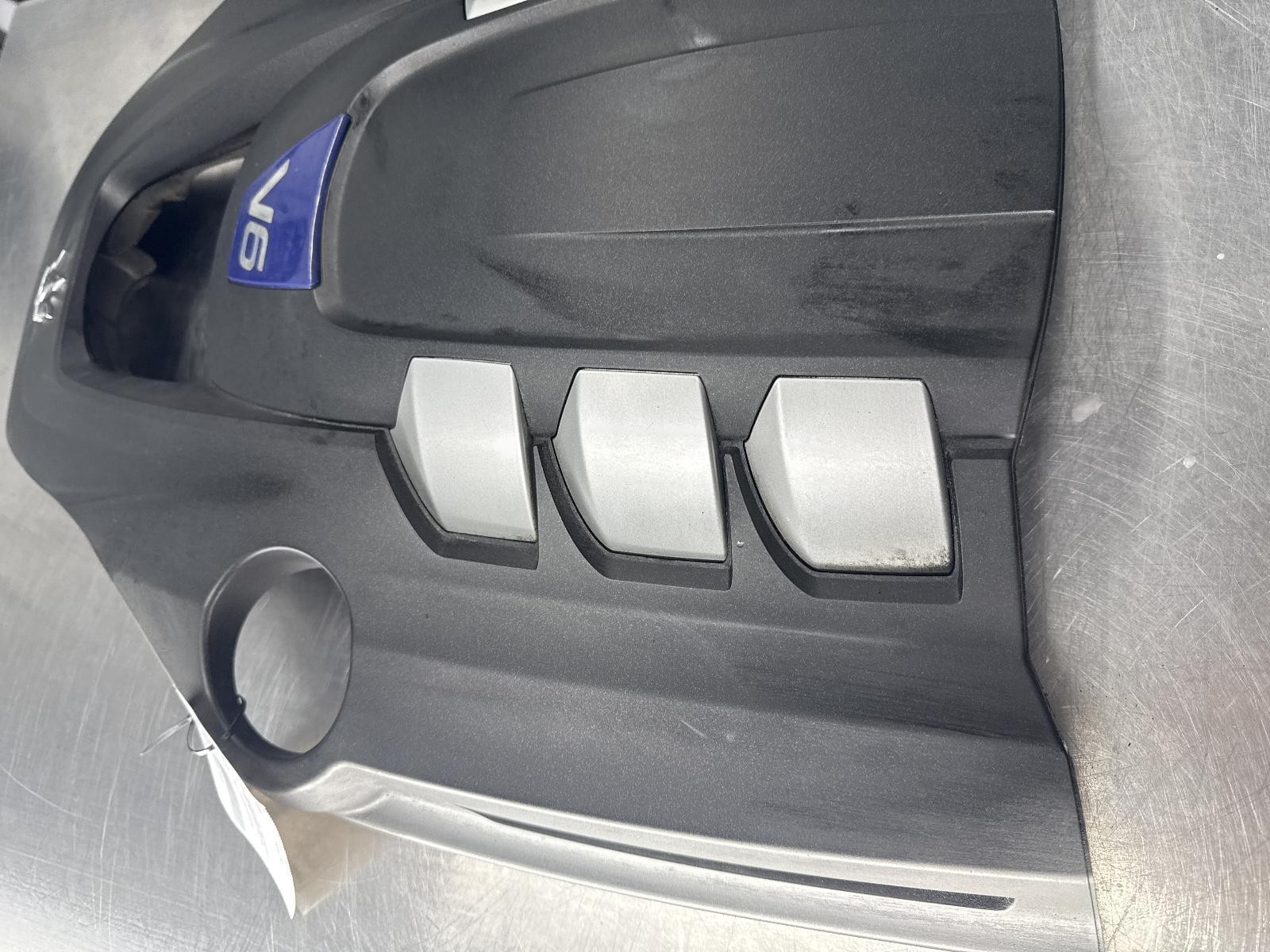 Maserati Ghibli 2014 Cover panel