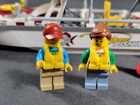 Lego City 60147 Fishing Boat 99% Complete 