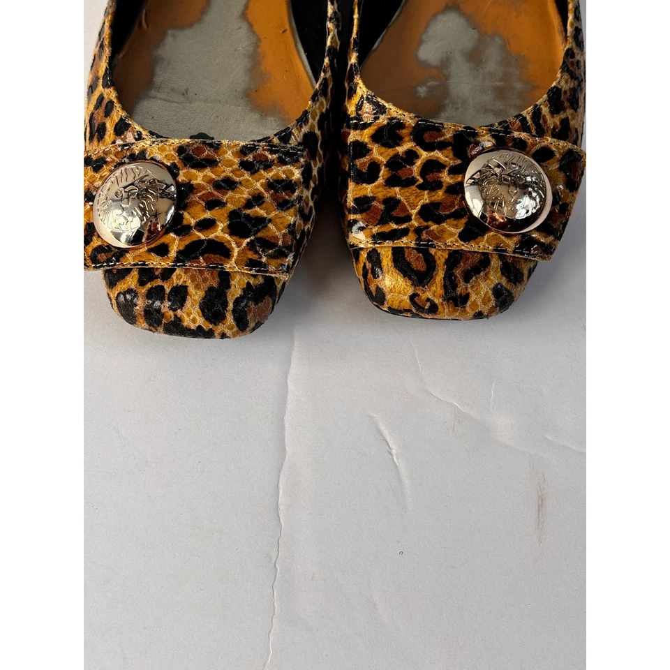 Anne Klein iFlex Leopard Print Ballet Flats Medallion Accent Women Shoes - Image 3 of 4