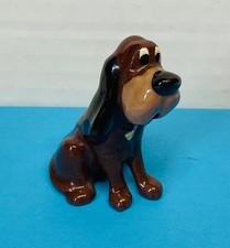Adorable 1950s HAGEN RENAKER Mini Disney TRUSTY Bloodhound - Lady & The Tramp