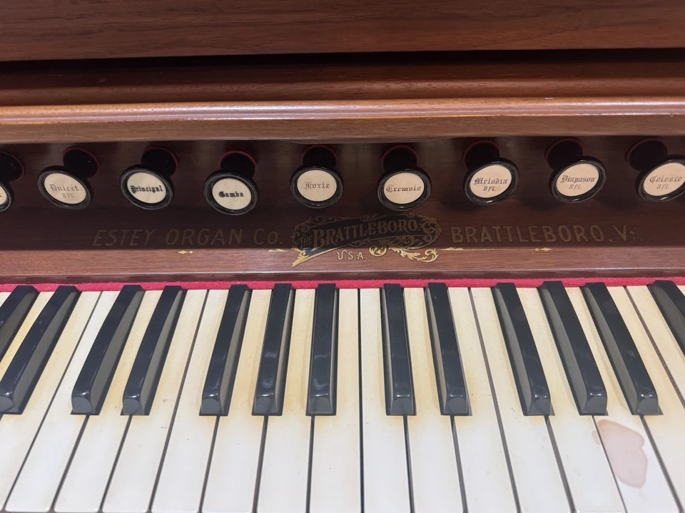 Antiguo órgano bomba Estey calidad museo 1898 totalmente funcional Foto 4 de 4