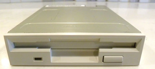 MITSUMI Newtronics D359T6 3.5" 1.44Mb Floppy Disk Drive TESTED WORKING CLDEANED