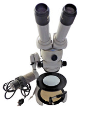 STEREOMICROSCOPIO CARL ZEISS