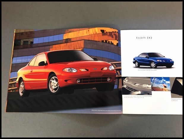 2y.ページ 1999 Ford Escort and ZX2 22-page Original Sales Brochure Catalog