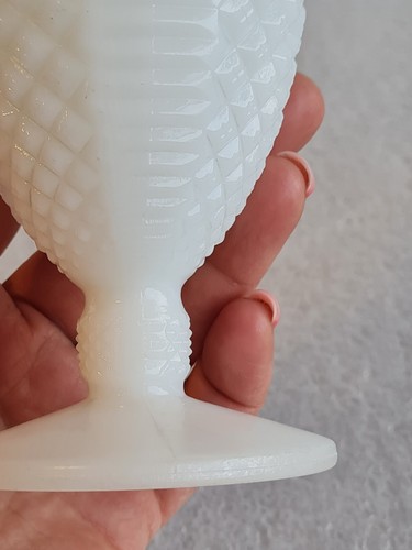 American Milk Glass U.S.A -Goblet / Wine Glass - Picture 5 of 8