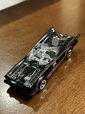 Lot of 4 Variants Hot Wheels Batmobile Batman Cars DC Comics K6147