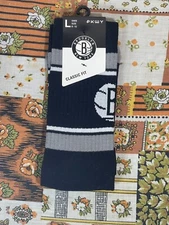 NEW Brooklyn Nets NBA PKWY Varsity Stripe Crew Socks Large Fits 6-12 FREE SHIP