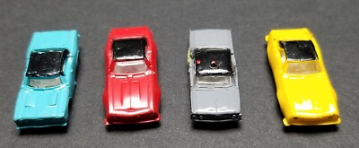 4 Vintage Mini Cars Bachmann Miniature auto set # 2 7020 Hong Kong 1-1/8 