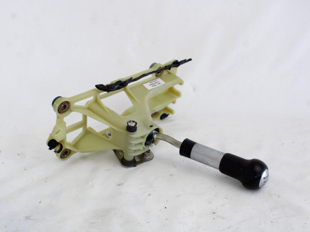 Mitsubishi Colt 2010 1.3 Petrol 5 Speed Manual Gear Selector Lever  