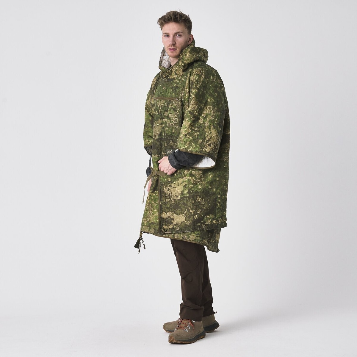 Helikon-Tex Swagman Roll Climashield Apex Poncho with sleeping bag function - Grass Green - Buy Online - Shop Helikon-Tex Swagman Roll Climashield Apex Poncho with sleeping bag function - Grass Green - Buy Online - Shop