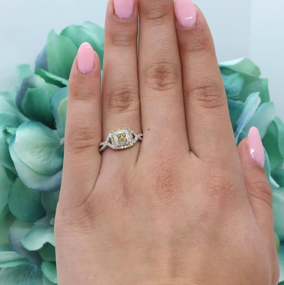 EFFY 14K White Gold Yellow and White Diamond Square Halo Ring 0.37 TW Size 7 - Image 2 of 4