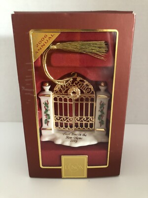 2006 LENOX Christmas Ornament NEW HOME MIB