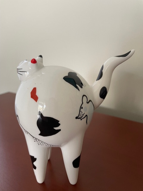 Villeroy & Boch ビレロイ&ボッホ 猫の置物　ネコ |1525| Villeroy & Boch ビレロイ&ボッホ 猫の置物 ネコ |1525| - メルカリ
