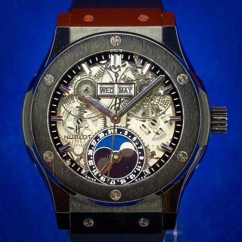 Hublot Classic Fusion Aerofusion 42 547.CX.0170.LR Black Magic Ceramic Skeleton