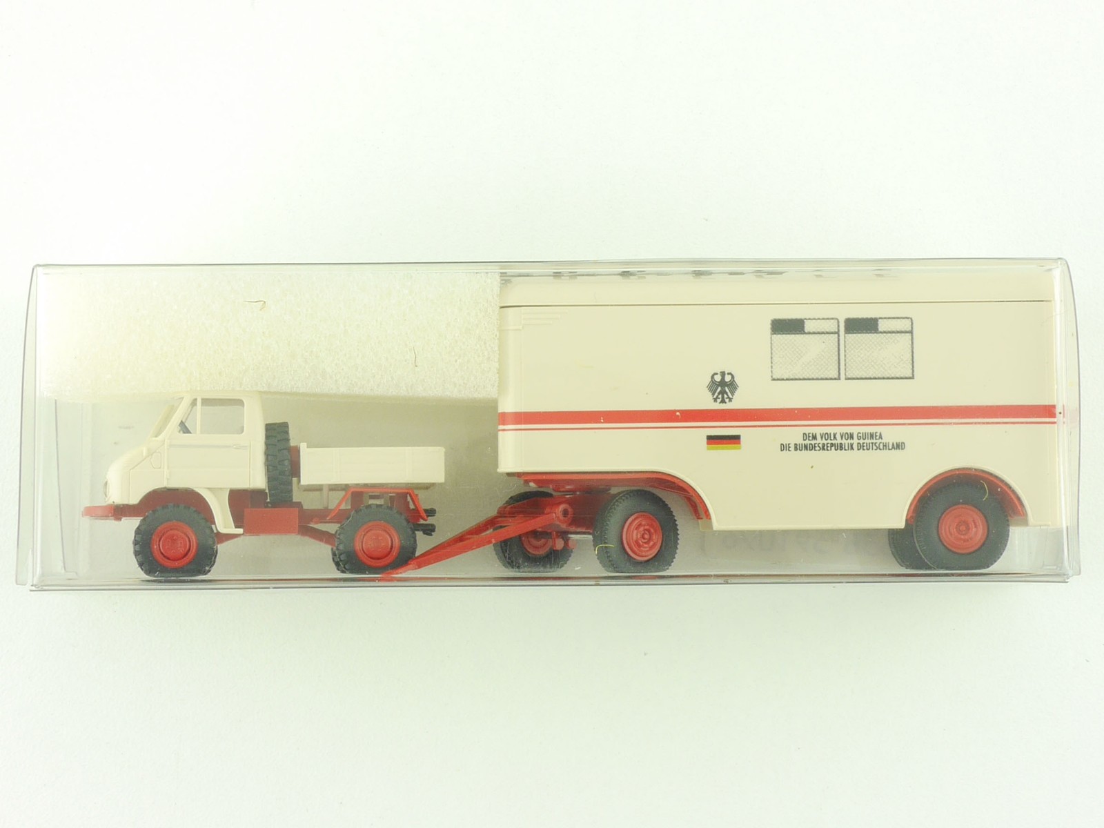 Brekina 39109 MB Unimog Clinomobil BRD Volk Von Guinea Mint! OVP SG 1611-19-2