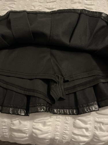 Fashion Nova Minirock schwarz metallic Micro Größe L - Bild 7 von 10