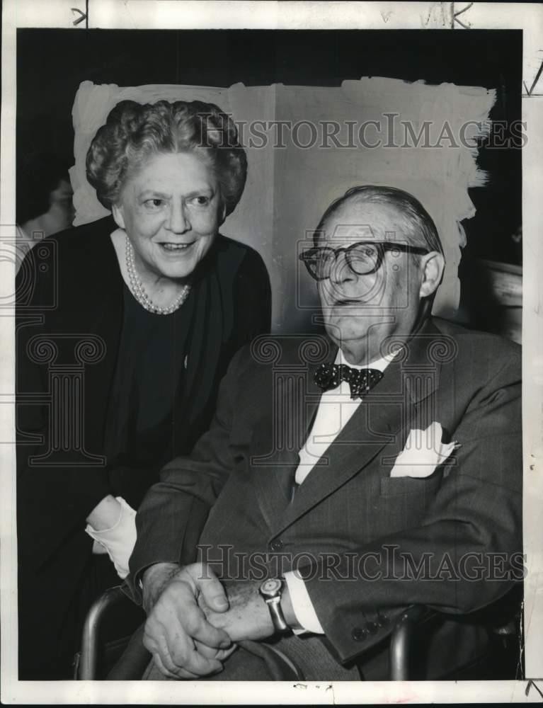 1952 Press Photo Ethel Barrymore & Lionel Barrymore at a social function in CA