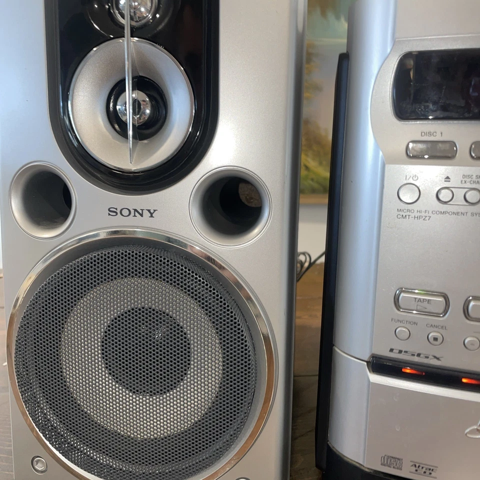 Sony CMT-HPZ9 Micro Hi-Fi System 5 Disc Changer AM/FM Radio - READ DESCRIPTION - - Image 3 of 4