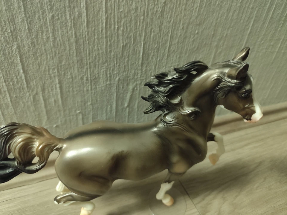 Breyer Pferd Modellpferd Traditional Highwire  - Bild 2 von 4