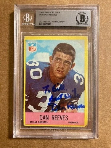 Dan Reeves Boldly Signed 1967 Philadelphia Gum Rookie Card Beckett Authenticated