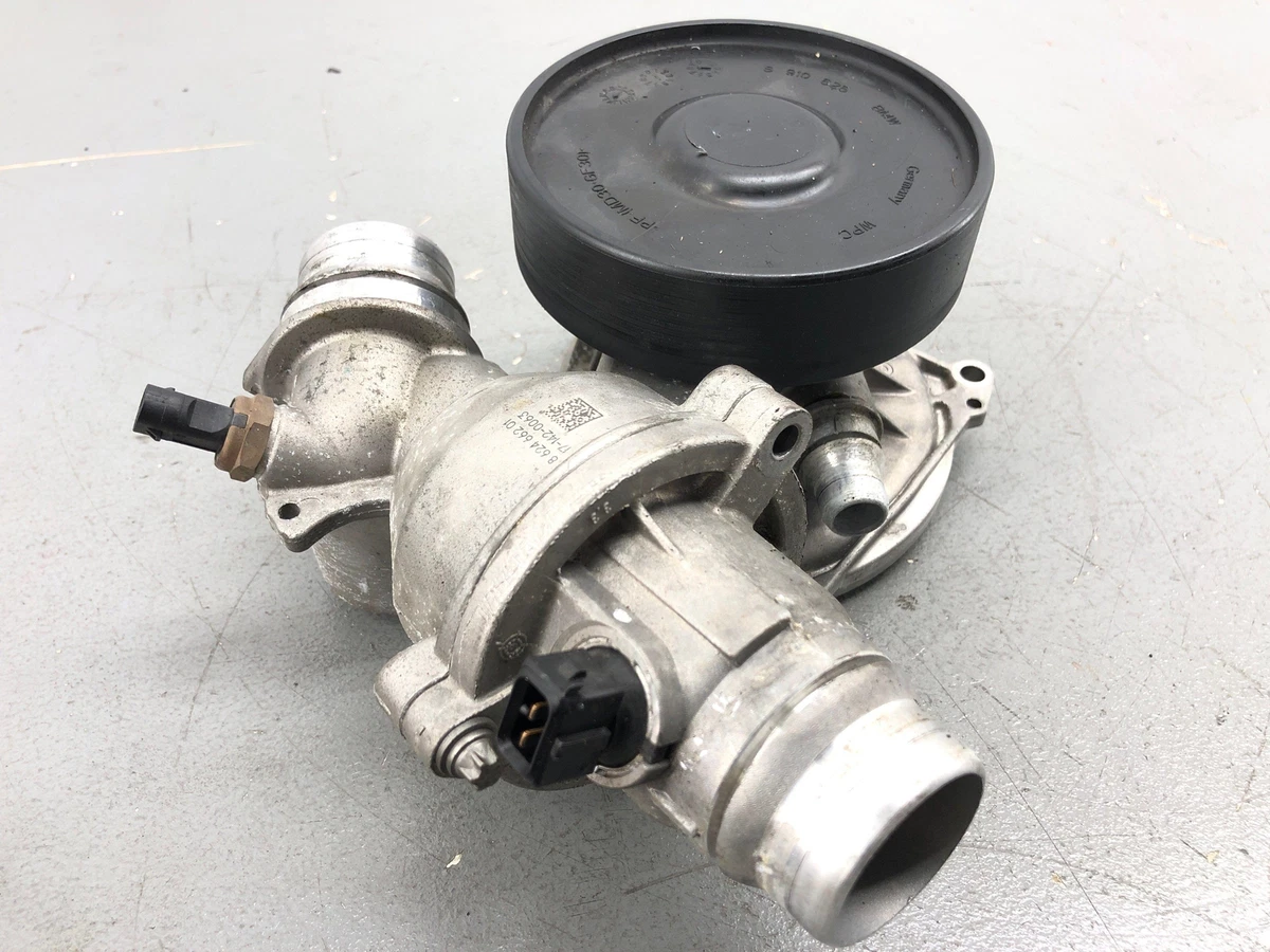 2017-2022 BMW M760I 6.6L V12 N74 BELT DRIVEN COOLANT PUMP  
